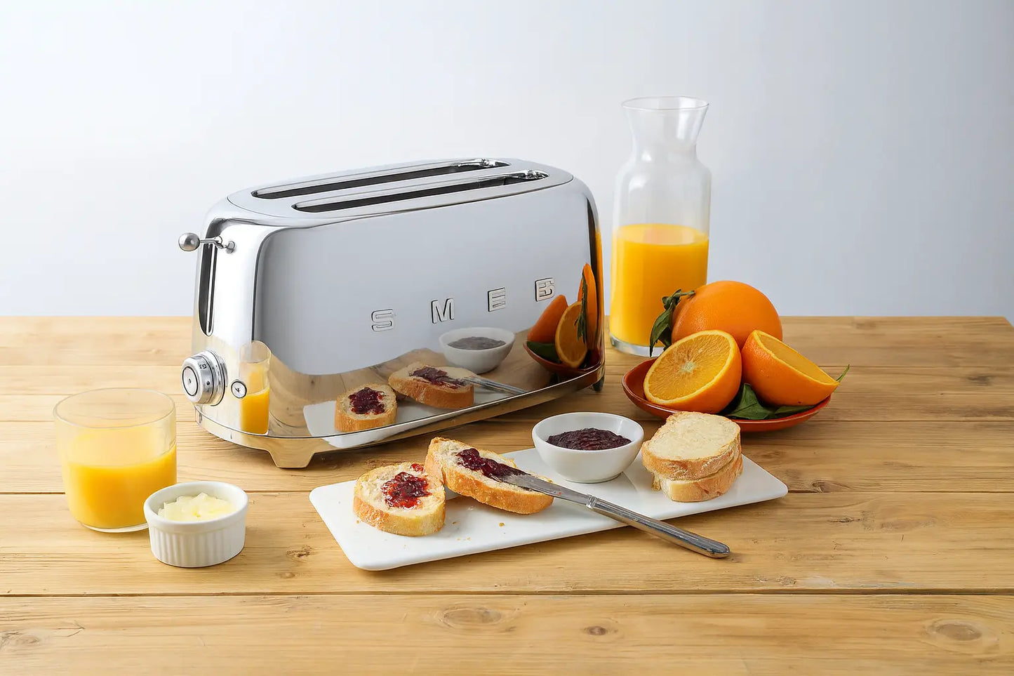 𝗦 𝗠 𝗘 𝗚 4-Slice Toaster